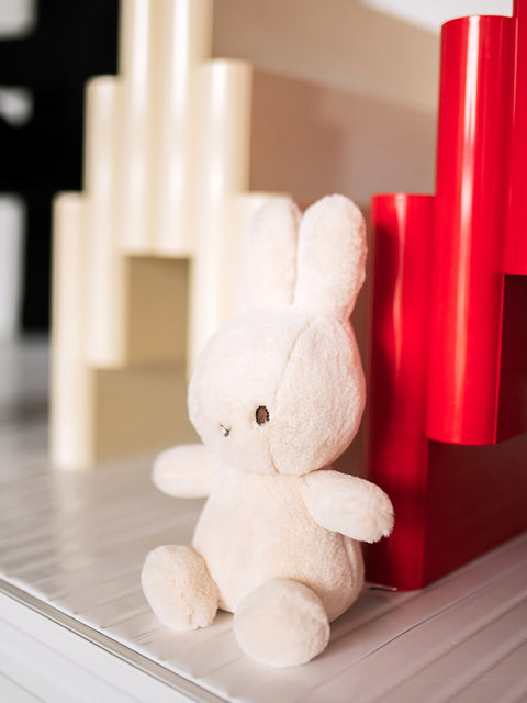 Cozy Miffy in Geschenkbox 23 cm - 9'' | Creme